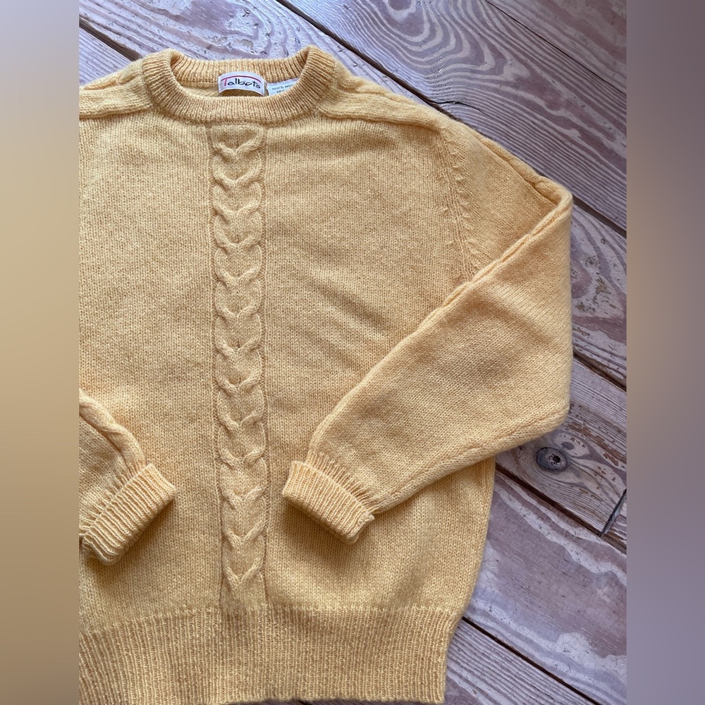 Vintage Talbots Cable-Front Crewneck Sweater 100% Wool Yellow